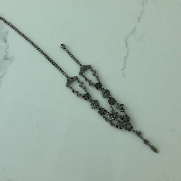 Floral rhinestone choker - Picture 12 of 16